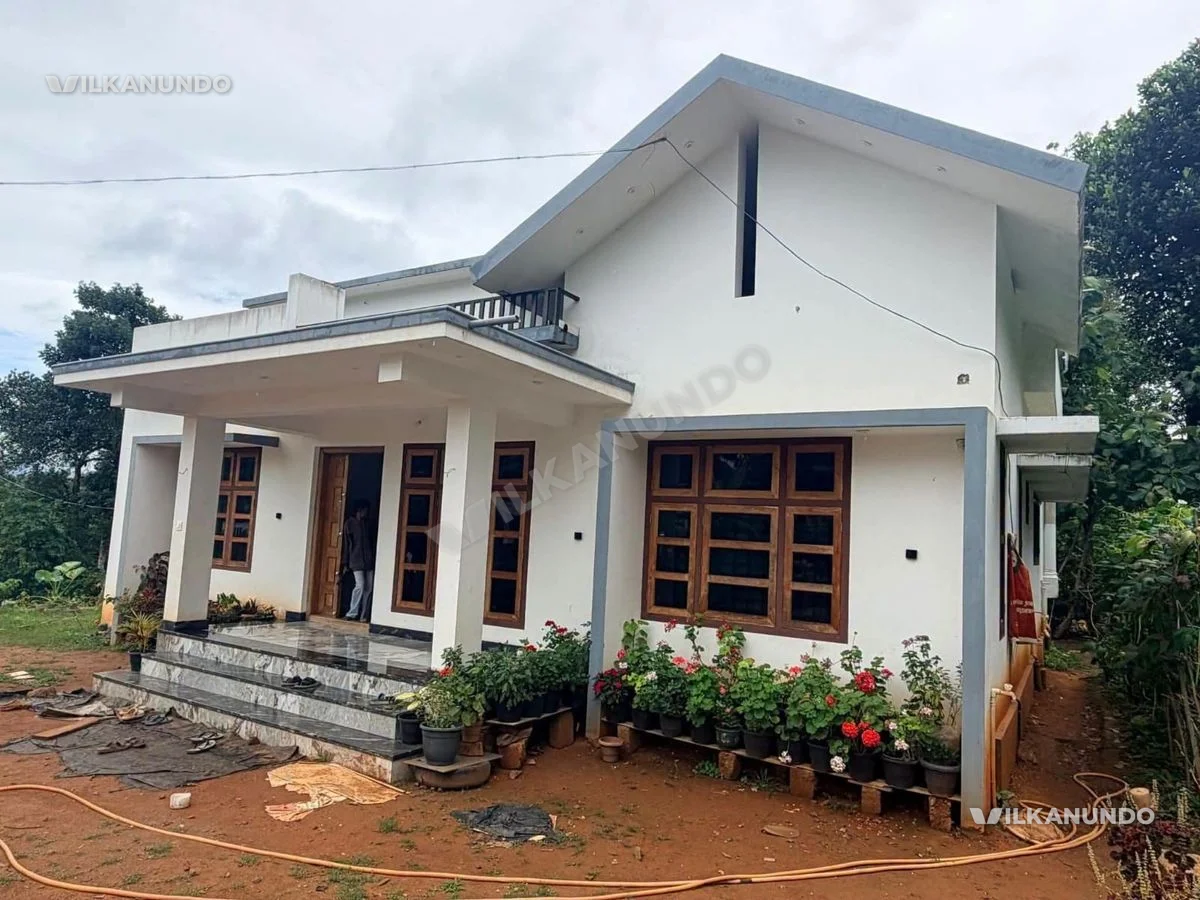 വയനാട്, പുൽപള്ളി ടൗണിൽ നിന്ന് 700 മീറ്റർ മാത്രം ദൂരത്തിൽ 3bhk അറ്റാച്ഡ് വീട് വിൽപനക്ക്