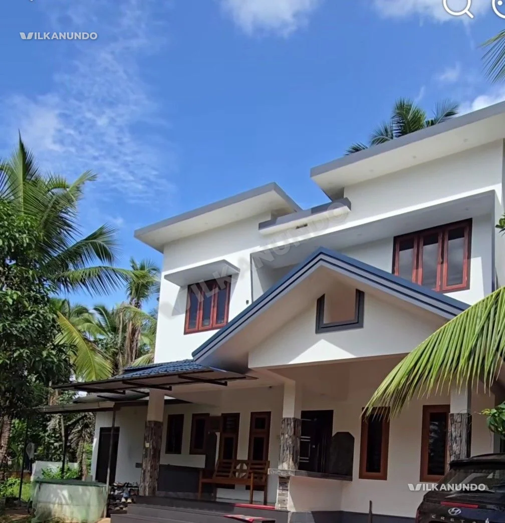 നിലമ്പൂർ പൂക്കോട്ടുംപാടം അഞ്ചാമെയിലിൽ 1800 squrefet വീടും 6 Cent സ്ഥലവും വിൽപനക്ക്