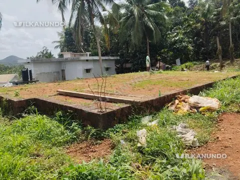 മഞ്ചേരി ടൗണിനടുത്തായി 7 cent തറയും വിൽപനക്ക്..