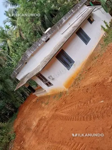 വണ്ടൂർ ചുള്ളിയിൽ  37 സെന്റ് സ്ഥലവും വീടും വിൽപനക്ക്