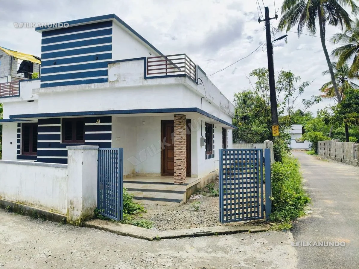 പാലക്കാട് കല്ലിങ്കൽ പോളിടെക്നിക് പരിസരത്ത് പുതിയ വീട് വില്പനയ്ക്ക്..
