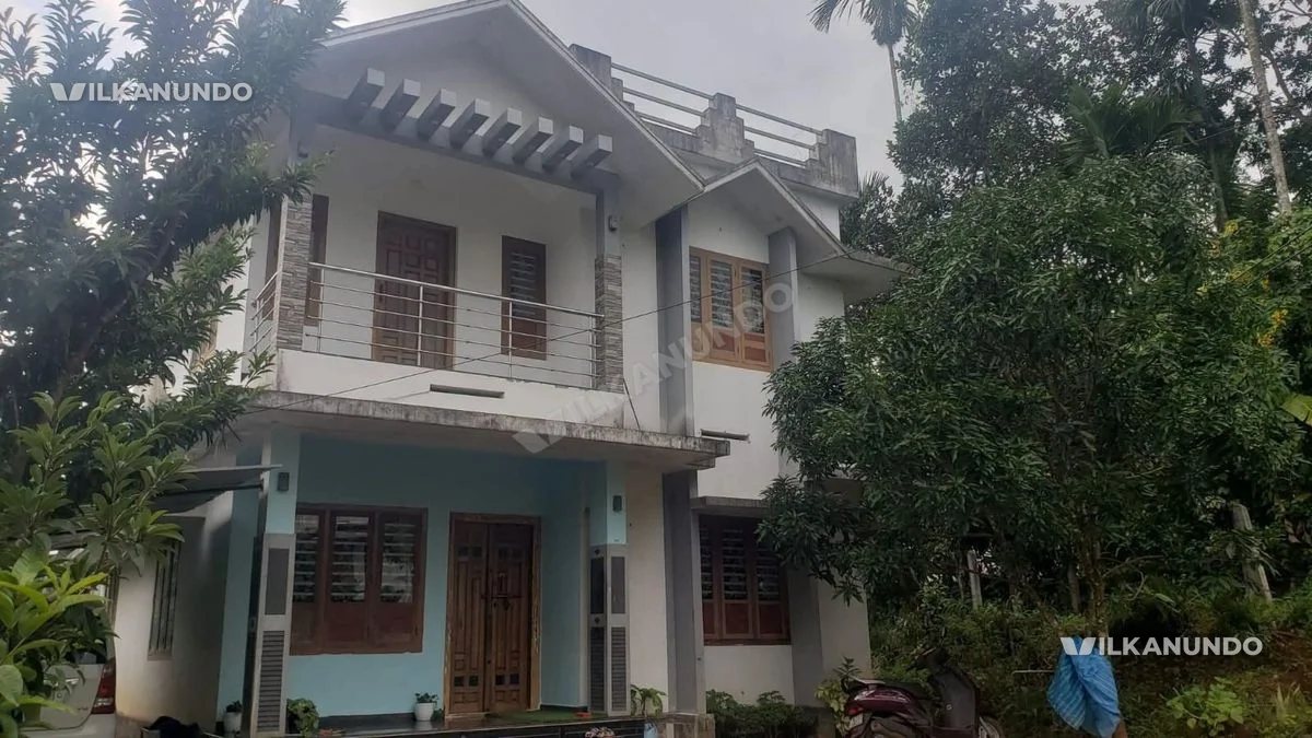 വയനാട്,മീനങ്ങാടിയിൽ നിന്ന് 3km ദൂരത്തിൽ 1600 sqrft 4 ബെഡ്റൂം വീടും 7.5 cent സ്ഥലവും വില്പനയ്ക്ക്.