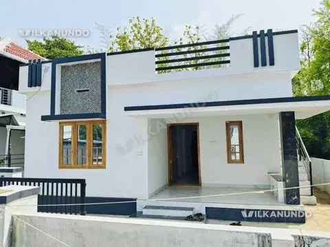 പാലക്കാട് എലപ്പുള്ളി പാറയിൽ 4 സെന്റ്... 980 sqft വീടും വിൽപനക്ക്.