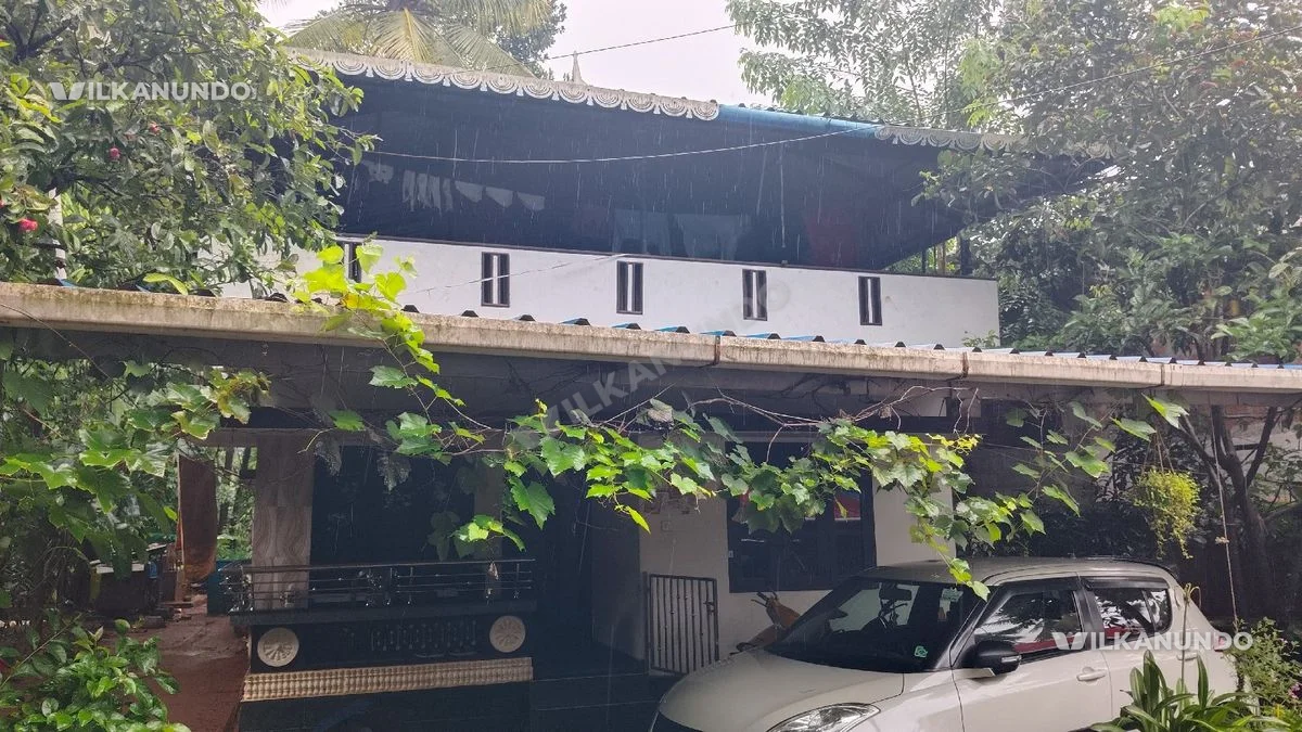 7.5 cent property and 980 sq feet house