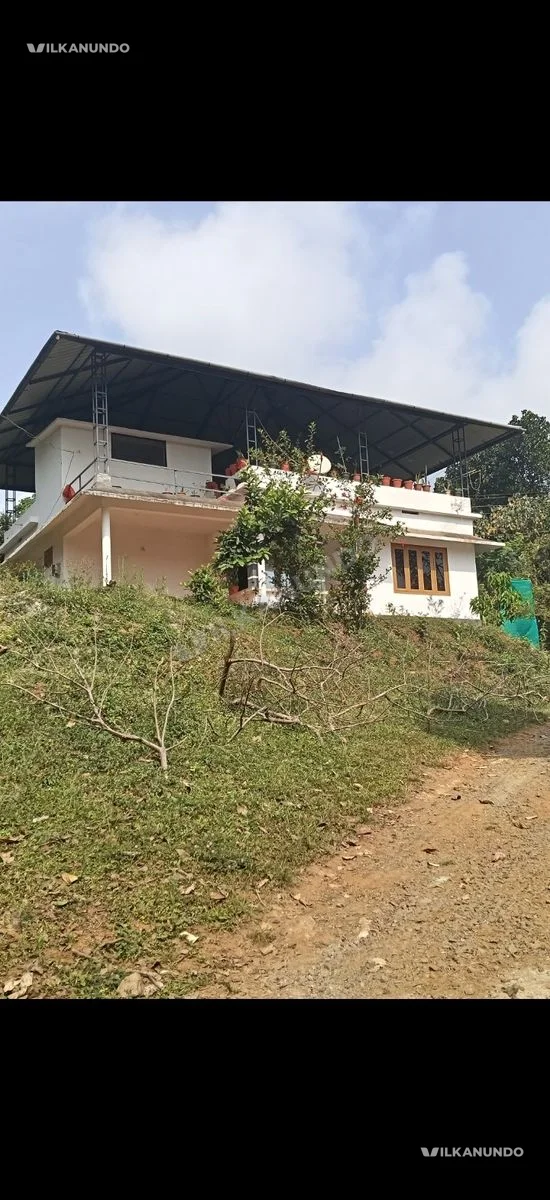 House and 16 cent plot for sale