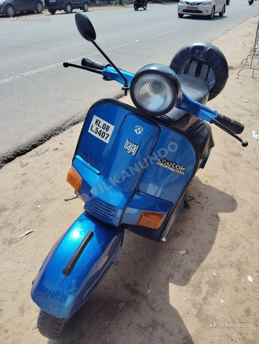 Bajaj Chetak Scooter 1998 model.