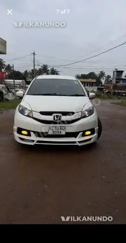 Honda Mobilio petrol + CNG