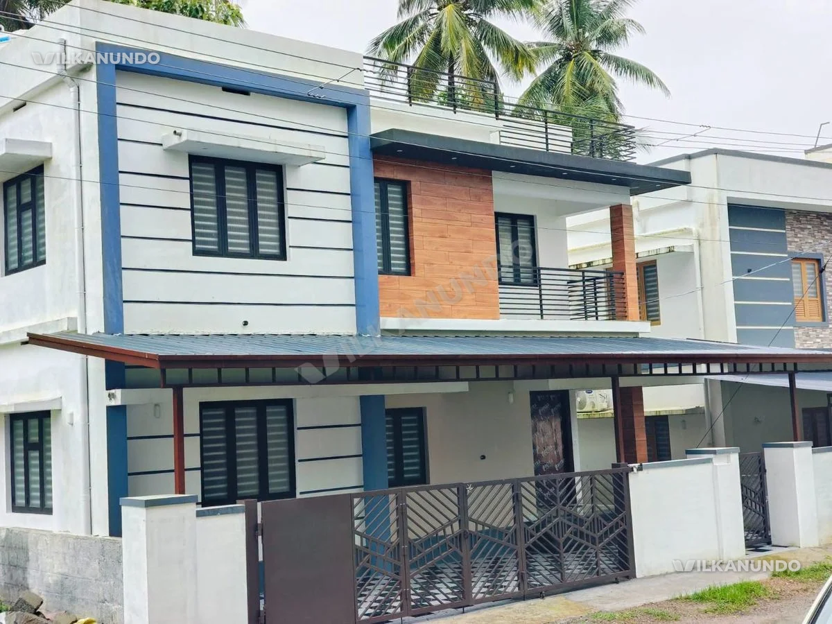 പാലക്കാട് ടൗണിൽ നിന്നും നാല് കിലോമീറ്ററിനുള്ളിൽ പുതിയ വീട് വില്പനയ്ക്ക്..