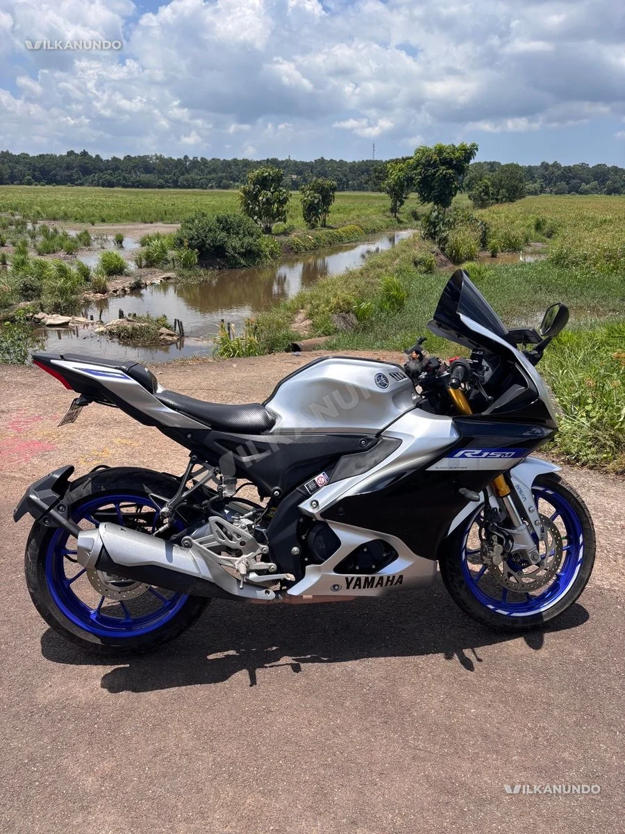 yamaha R15 V4 M