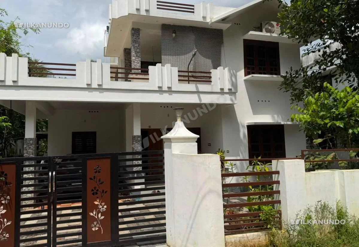 ആലപ്പുഴ ജില്ല പത്താകുറ്റി നൂറനാട്8.5 സെന്റ് സ്ഥലവും 1950 സ്ക്വയർഫീറ്റ് ഇരുനില വീടും വില്പനക്ക്