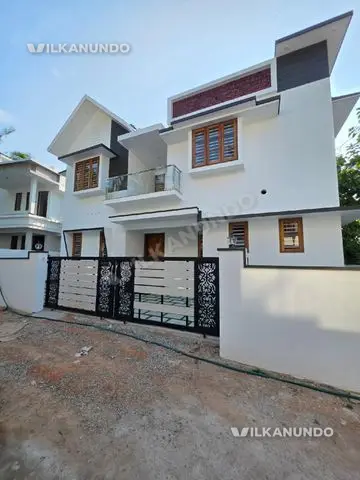 ശ്രീകാര്യം കരിയം പുതിയ 3 ബെഡ്‌റൂം വീട് വില്പനക്ക്.