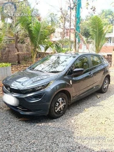 TATA ALTROZ XE RHYTHM