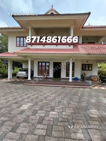 കോട്ടയം ജില്ലയിൽ മണർകാട് ആറാം മൈലിൽ 10.5 സെന്റ് സ്ഥലം 5 bhk (5attached) വീടും വില്പനക്ക്.