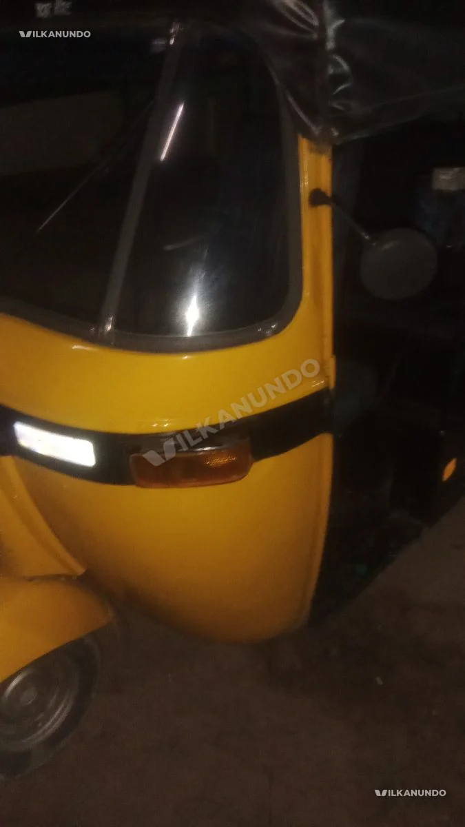 Auto dealer