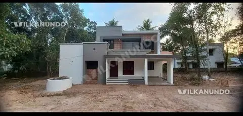 പെരുമ്പുഴ പഴങ്ങാലത്ത് 15. 5 സെന്റ് വസ്തുവിൽ പുതുതായി പണികഴിപ്പിച്ച 1700 സ്ക്വയർ ഫീറ്റ് വീട് വിൽപനക്ക്