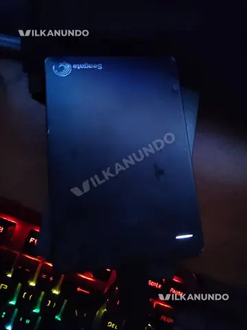 Seagate 2 tb  backup up external