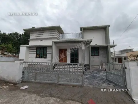 House for sale at Kolanchery
