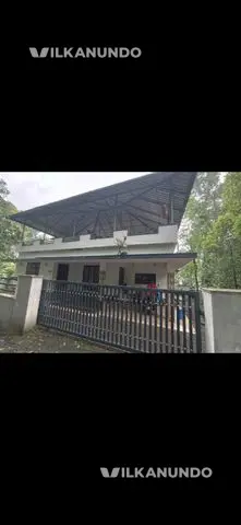 House for sale at Valayanchirangara