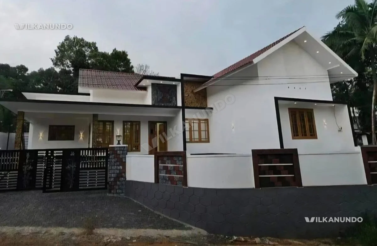 തൊടുപുഴ വില്ലേജ് ഇൻ്റർനാഷണൽ സ്കൂളിന് അടുത്ത്. 4 BHK വീട് വീട് വിൽപനക്ക്