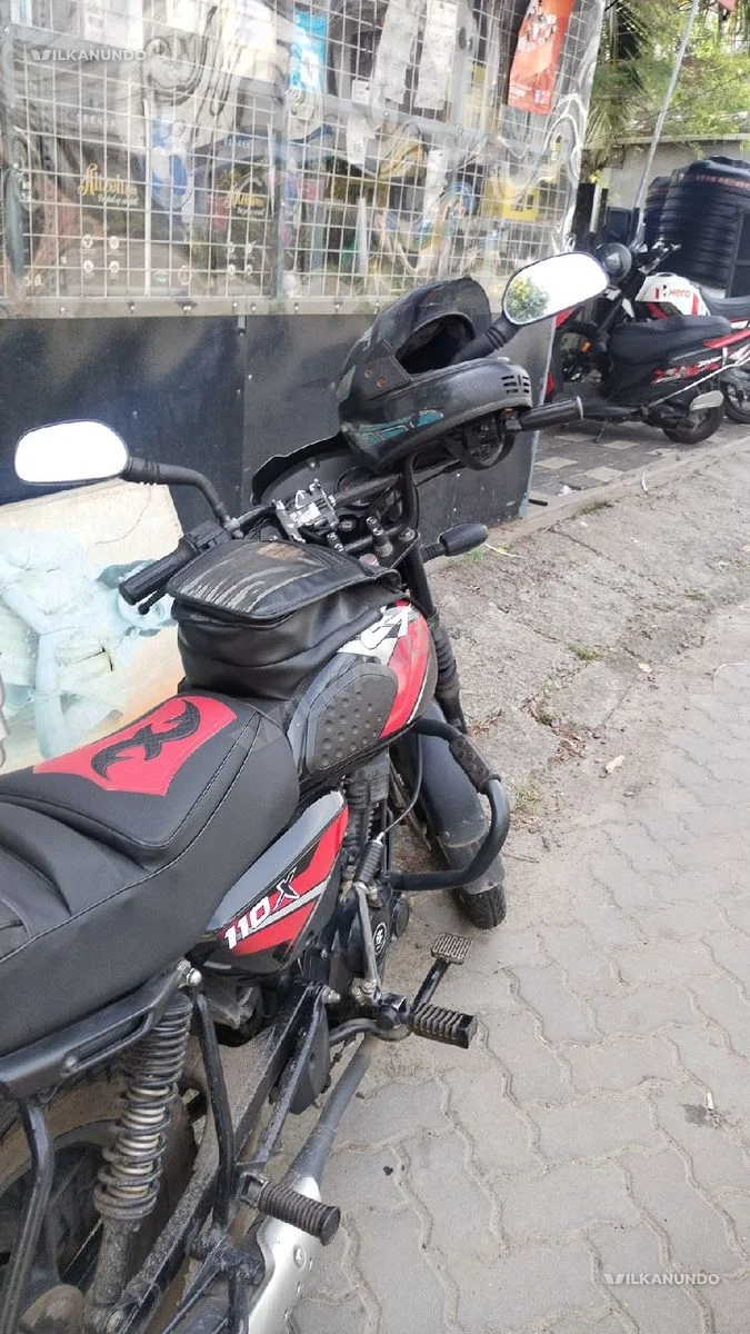 bajaj ct110x second owner new tyres