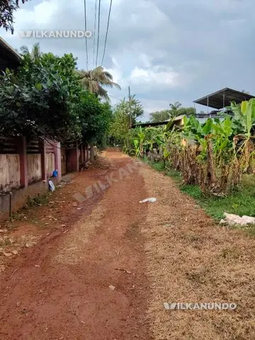 സ്ഥലം വിൽപ്പനക്ക്
