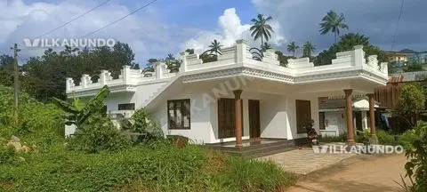 കട്ടപ്പന ടൗണിനടുത്ത് 5്  സെൻറ്സ്ഥലം  3 ബെഡ്റൂം ഉൾപ്പെടെയുള്ള  വാർപ്പ് വീട്  വില്പനയ്ക്ക്