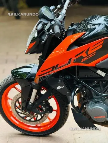 ktm duke 200 bs6