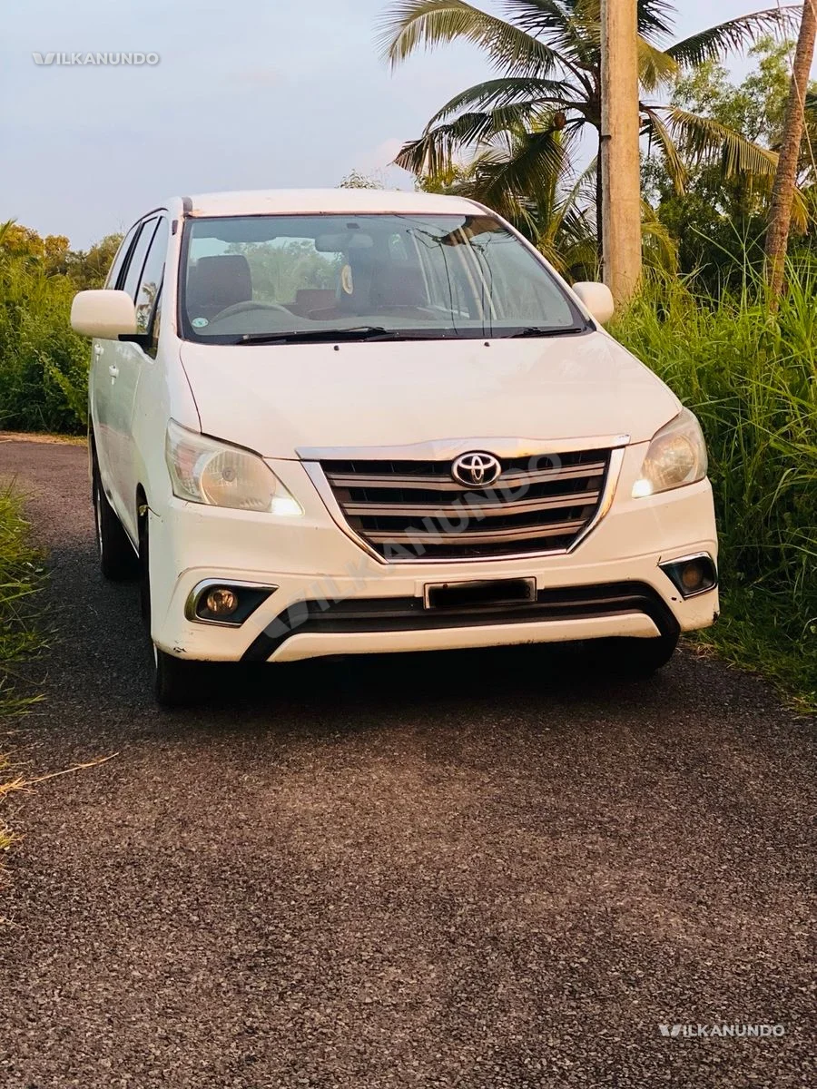 2007inova(RE).new tax.rc2.payyanur (Kannur)exchange jeep only