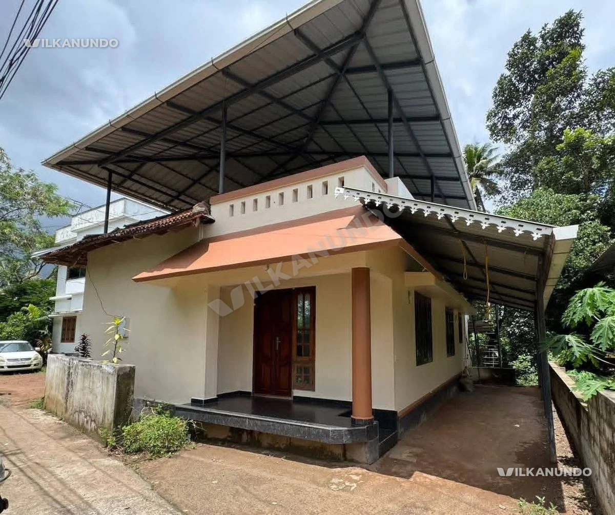 തിരുവല്ല മുത്തൂർ ജംഗ്ഷന് സമീപം വീട് വിൽപ്പനയ്ക്ക്