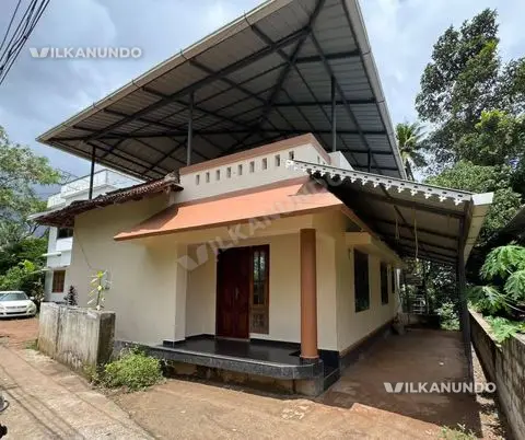 തിരുവല്ല മുത്തൂർ ജംഗ്ഷന് സമീപം വീട് വിൽപ്പനയ്ക്ക്
