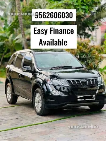MAHINDRA XUV 500W8