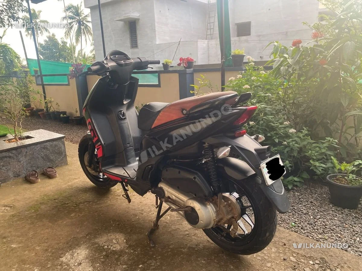 Aprilla sr150 sale