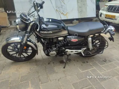 Honda highness 350 good condition single owner new tyres