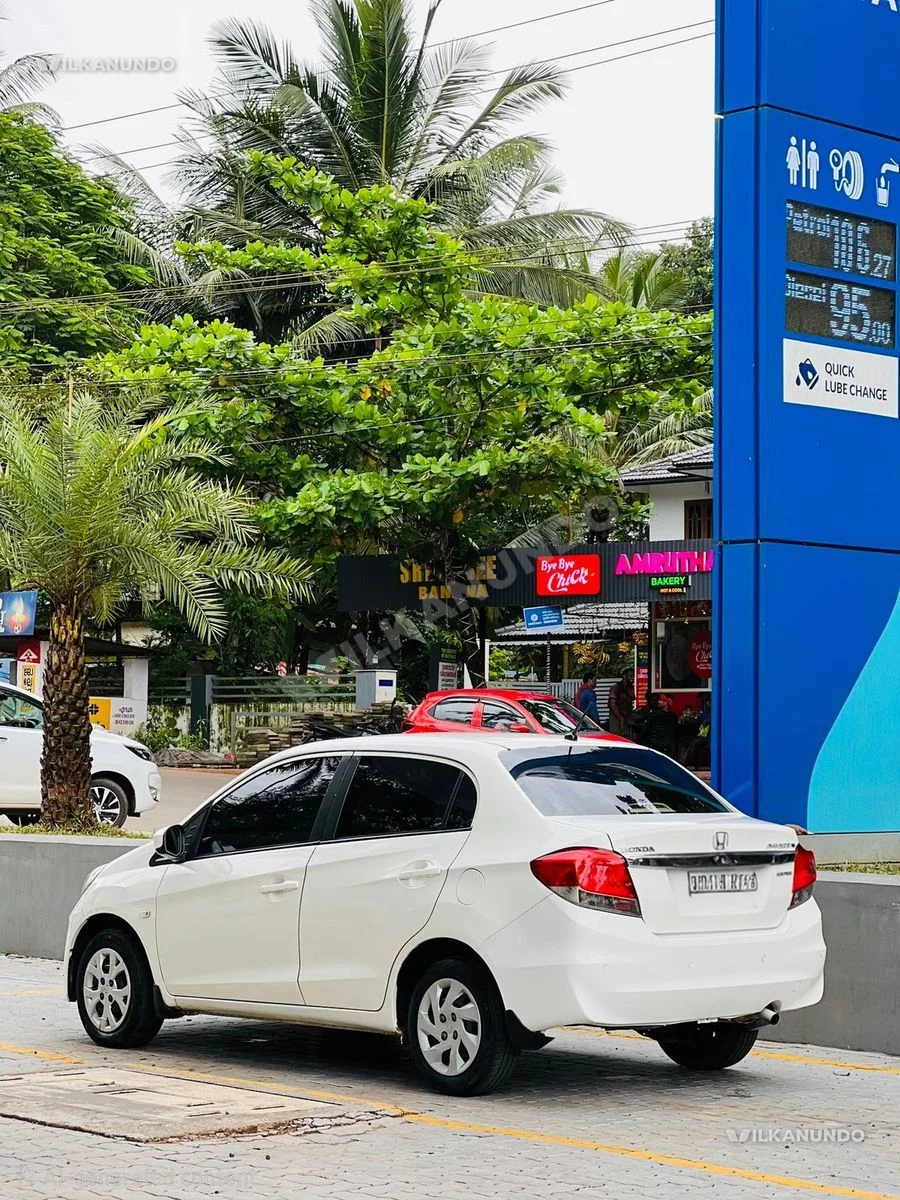 HONDA AMAZE