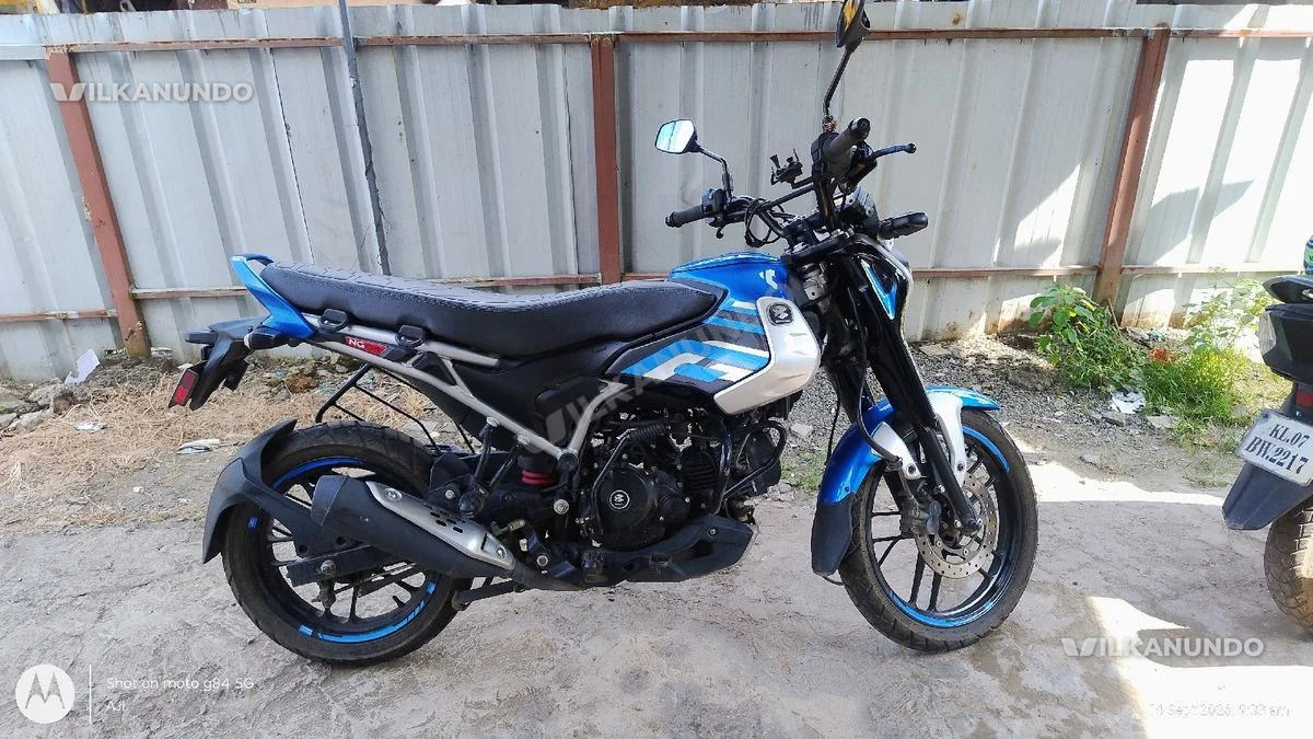 bajaj freedom 125 CNG, SINGLE OWNER