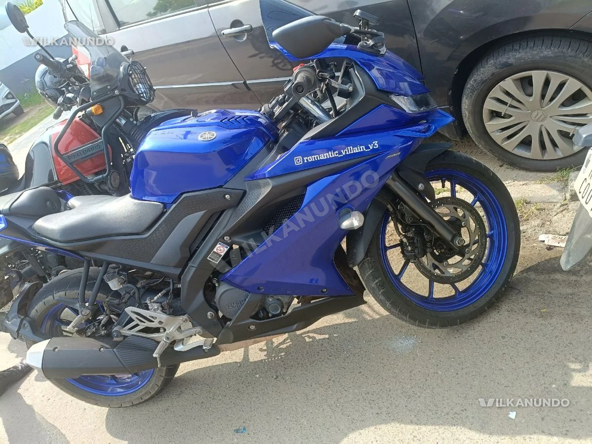 r15v3