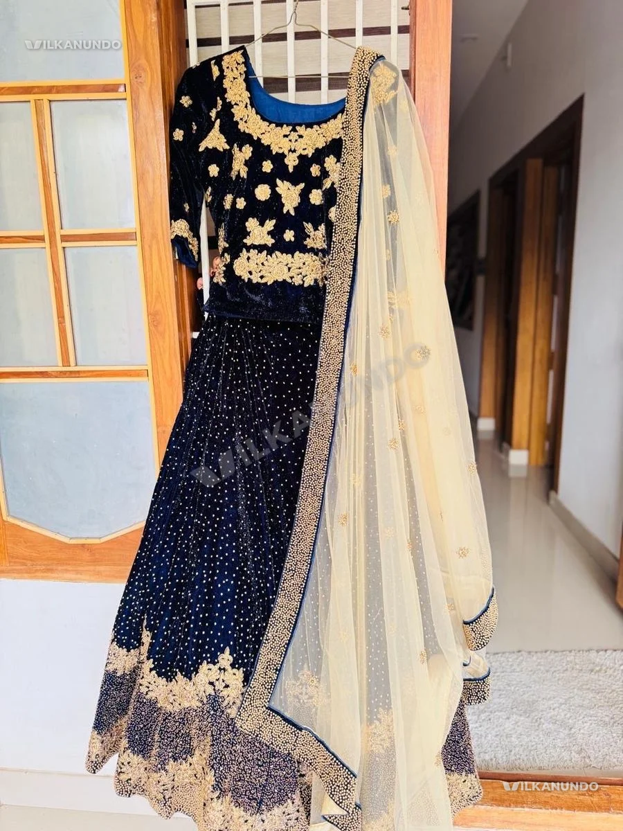 wedding gown