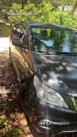 2015 Innova G 4 2.5 L for urgent sale