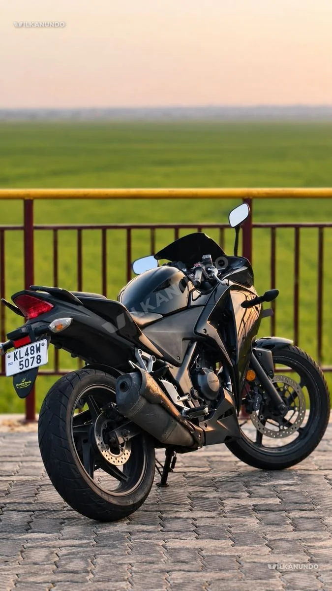 Honda cbr 250