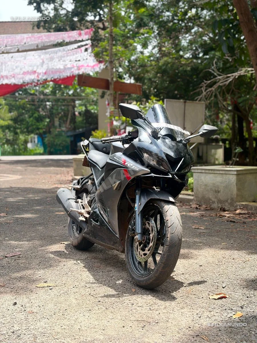 Yamaha r15 v3