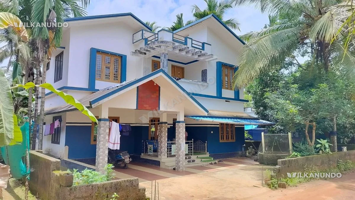 മലപ്പുറം ജില്ലയിലെ നിലമ്പൂർ എടക്കര ടൗണിൽ നിന്ന് 4km ദൂരത്തിൽ 6 സെന്റ് സ്ഥലവും 5ബെഡ്റൂമുള്ള വീടും വില്പനക്ക്.