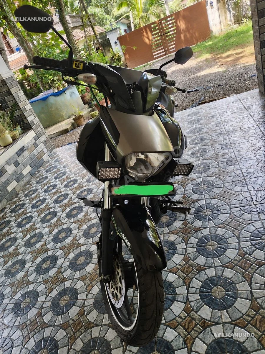 Suzuki Intruder 150